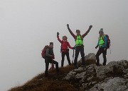 04 'Sul cocuzzolo della montagna' ...tra le nuvole 